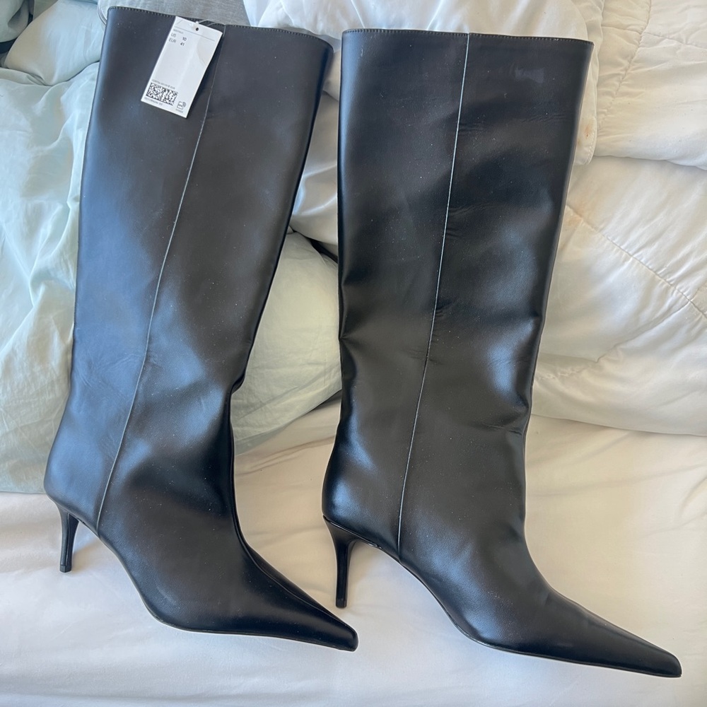 NWT viral H&M Knee-High Boots 10